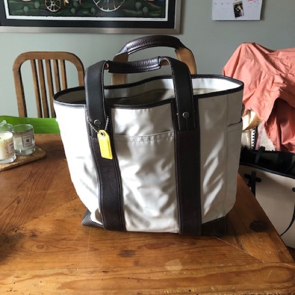 Coach Tote Bag - Picture 9 of 9